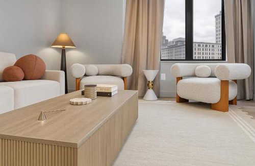 Downtown Hartford Apartment | Modern and Harford Center 1-BR Near XLCenter and ConventionCenter