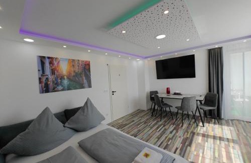 Neuburg Apartment | Modern Apartments Neuburg US - NEU - 2 Zimmer, Komfort, Top Ausgestattet, Smart TV, Wi-Fi