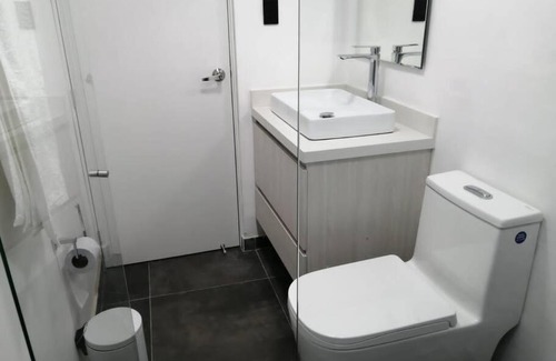 El Poblado Apartment | Modern apartment-1 block from El Poblado park