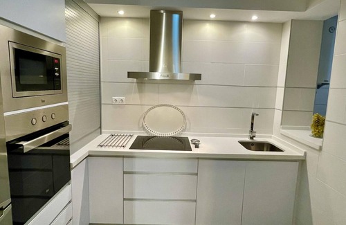 Ciudad Jardin Apartment | Modern Apartment in Central Córdoba Near Historic Attractions