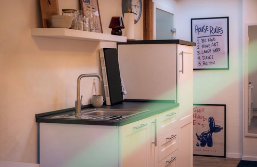 Niebuell Apartment | Modern apartment in Niebüll with Smart TV & WLAN