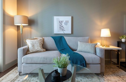 South Lamar Apartment | Modern Apartment in Prime Location (ID5077X2)