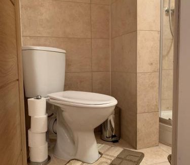 South Twickenham Apartment | Modern Apartment in Twickenham Highstreet