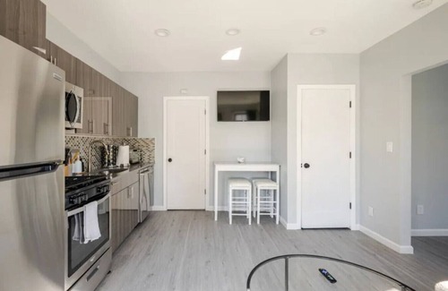 Black Rock Historic District Apartment | Modern Apartment in Black Rock-