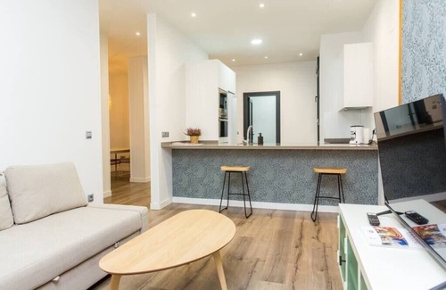 Valladolid Condo | Modern Apartment LAUD3 - New/Family/Wi-Fi/TV