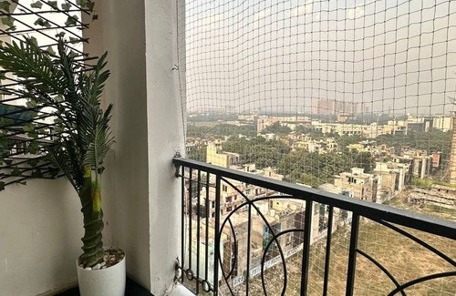 Jaypee Greens Apartment | "Modern Apartment Near Expo Mart & Knowledge Park, Greater Noida