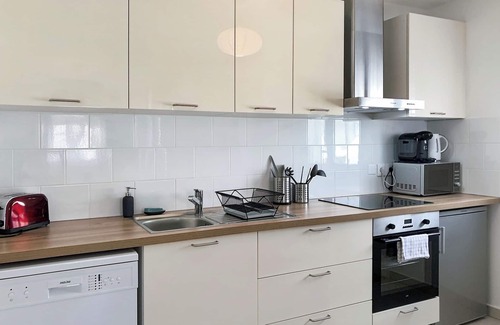 Serris Apartment | ★ Modern Apartment Near Disneyland Paris ★