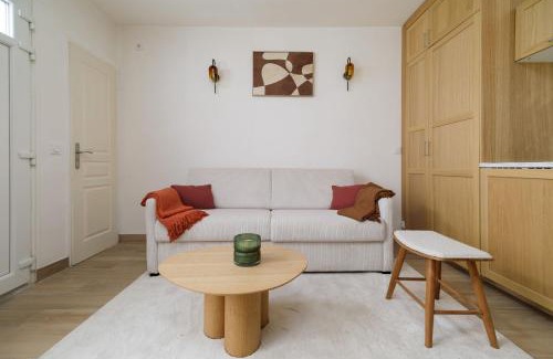 5th Arrondissement Apartment | Modern apartment next to Saint Germain 4PAX