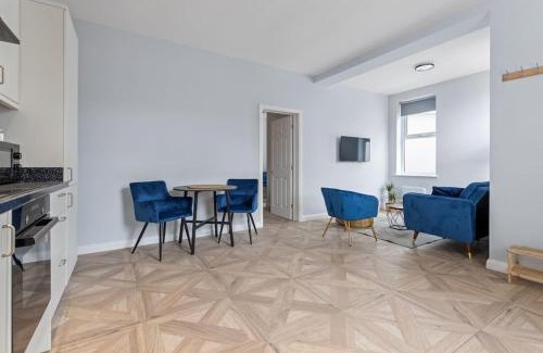 Mapperley Apartment | Modern Apartment Off-Road Parking-Twin Room Suite 3