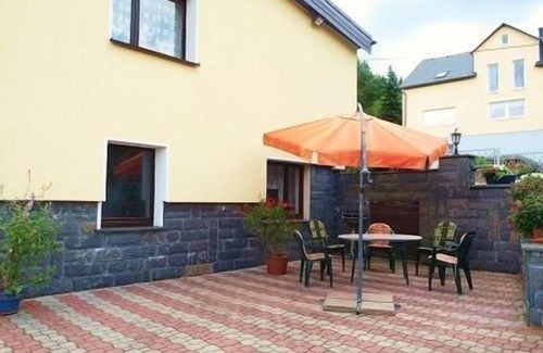 Klingenthal Apartment | Modern apartment with a wonderful view of the Aschberg summit