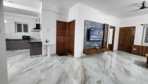 Agara Apartment | Modern Apartment with Balcony - Electronic City