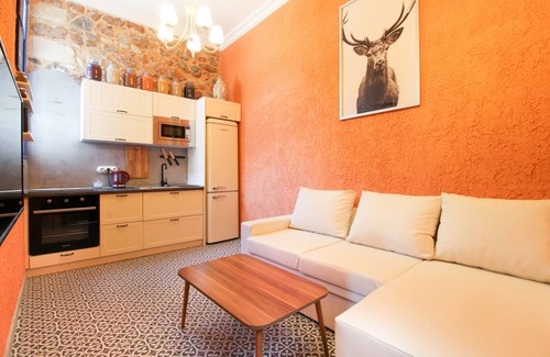 Attiki Apartment | Modern apartment with roof terrace in Athens