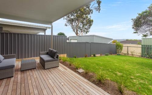 McCracken House | Modern Beachhouse, sea views