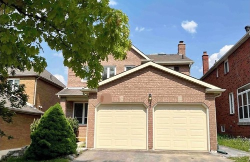 Aurora House | Modern& Bright Guest Suite+Private Entry+Free Parking