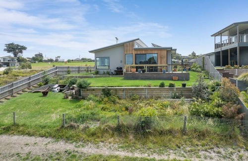 Kilcunda House | Modern Coastal Escape: Pet Friendly with Fireplace