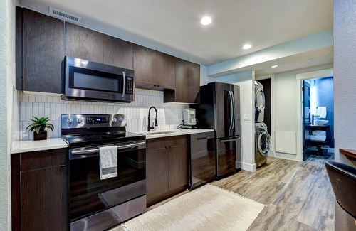 Lake Stevens Apartment | Modern Comfort Apt Near Historic Snohomish