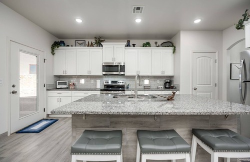 Mesilla Park House | Modern Comfort - Townhome near NMSU, Las Cruces Convention Center & Mesilla