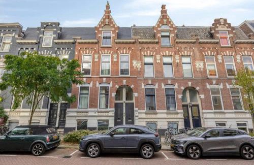 Oude Westen Apartment | Modern & Comfortable 1-Bedroom Flat