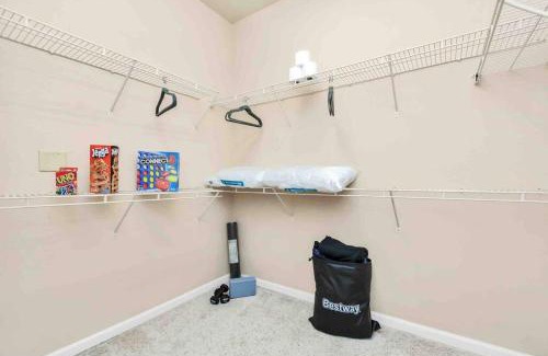 Astrodome Apartment | Modern Condo near Texas Medical Center w Free Parking