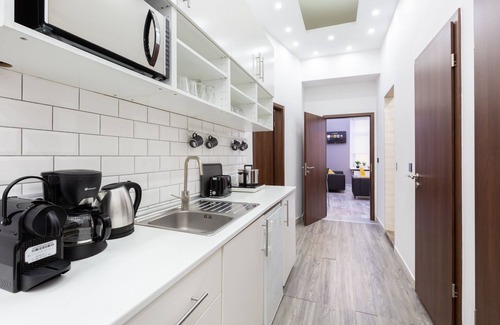 Erzsebetvaros Apartment | ⭐MODERN DESIGN ☕FREE-BEER & BREAKFAST ❤️AIRCO