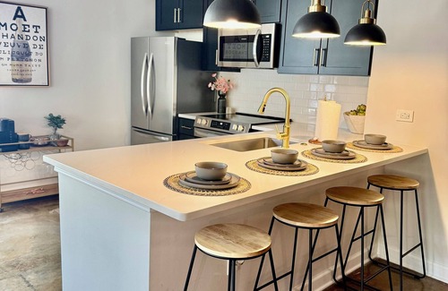 Fourth Ward Condo | Modern Flat in Historic 4th Ward- a few blocks to BOA Stadium!