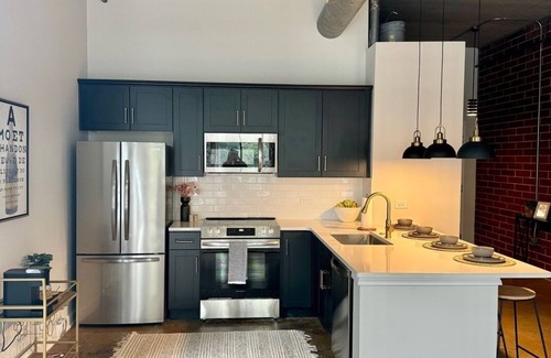 Fourth Ward Condo | Modern Flat in Historic 4th Ward- a few blocks to BOA Stadium!