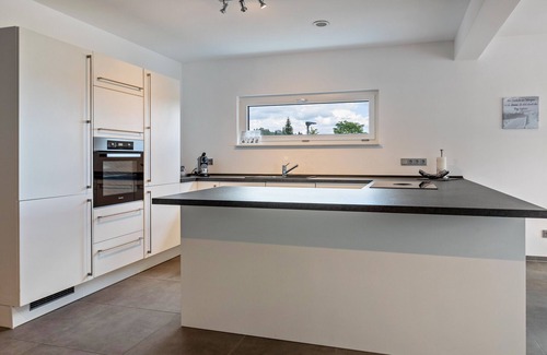 Hilzingen Apartment | Modern Holiday Apartment "Schmuckstück" with Mountain View