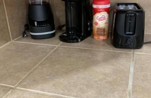 Gonzales House | Modern Home & covenant between Baton Rouge and New Orleans close to I-10