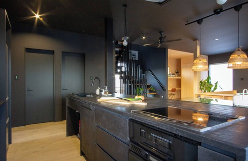 Onjuku Villa | Modern House 1 minute walk to surf beach. Onjuku, Chiba. Near Tokyo.