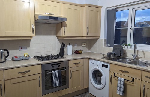 Burnley House | Modern House - 4 Bedrooms - Familyfriendly