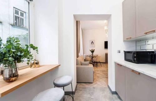 Wesoła Zachod Apartment | Modern interior near the Main Square