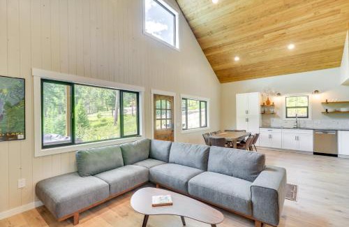 Lakeside House | Modern Lakeside Cabin with Mountain Views and Hot Tub!