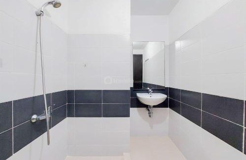 Tangerang Apartment | Modern Look 1BR Apartment at Scientia Residence By Travelio