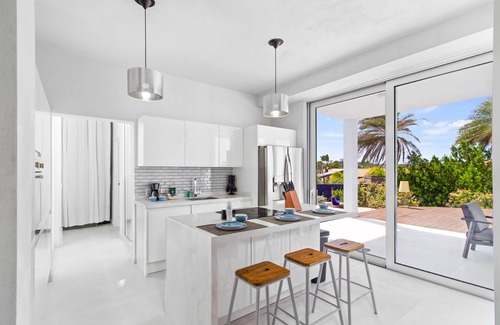 Santa Cruz House | Modern Luxury Oasis in San Fuego - Aruba