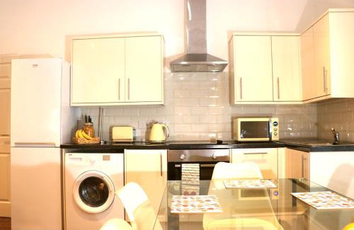 Stoke-on-Trent Apartment | Modern Newgate Apartments - Convenient Location, Close to All Local Amenities