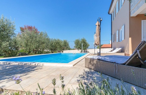 Selina Cottage | Modern newly built Villa in a beautiful location with private pool and garden