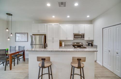 Okeechobee House | Modern Okeechobee Townhome with Backyard!