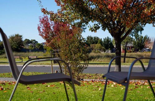 Pakenham House | Modern Pakenham Family Home near Lakeside