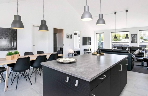 Grønhøj House | Modern Retreat with Spa - By Traum Ferienwohnungen