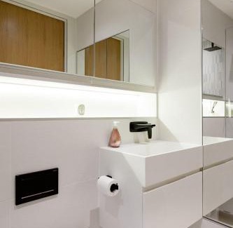 London City Centre House | Modern Rooms at Charing Cross