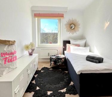 Heide Apartment | Modern - ruhig - 20 Min zur Perlebucht!