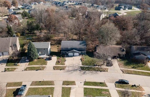 Coralville House | Modern Stays Rental presents this home to you. Make memories here!