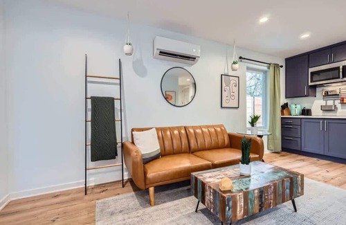 Holly House | Modern Studio in Walkable Holly District-ACL-UT-F1