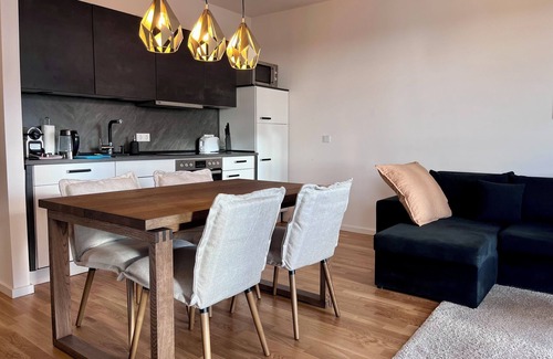 Schoenefeld Apartment | Modern Studio near Airport