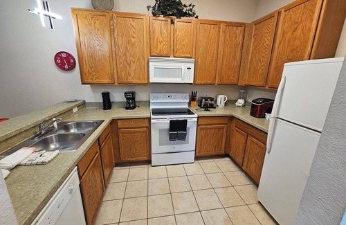 Bahama Bay Condo | Modern style Ground Floor 3 Bedroom Condo at Bahama Bay Resort