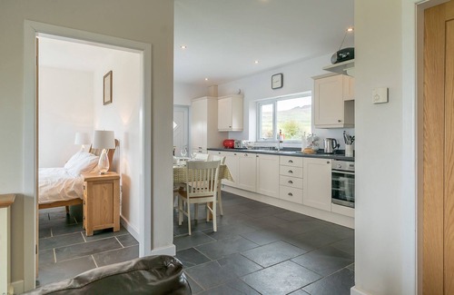 Mynytho Cottage | Modern Three Bedroom Holiday Cottage Near Aberdaron | Bryndaron