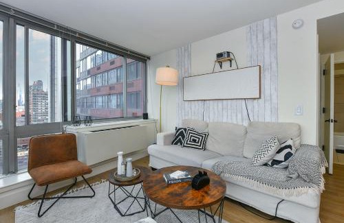 Midtown West Apartment | Modern Times Square 1 BR Retreat