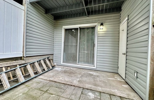 Gastonia Apartment | Modern Townhome w/Balcony Walk to FUSE Stadium