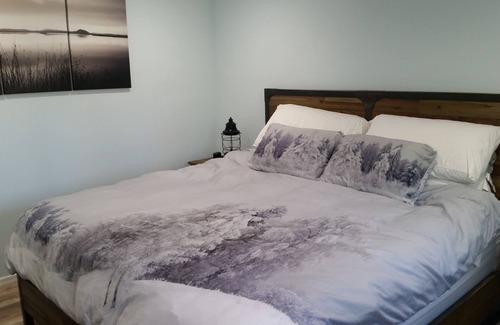 Glendale House | Modern Updated Guest House in Great North Glendale AZ Location