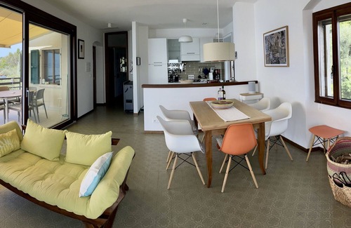 Torri del Benaco Condo | Modern vacation apartment with lake view on Lake Garda